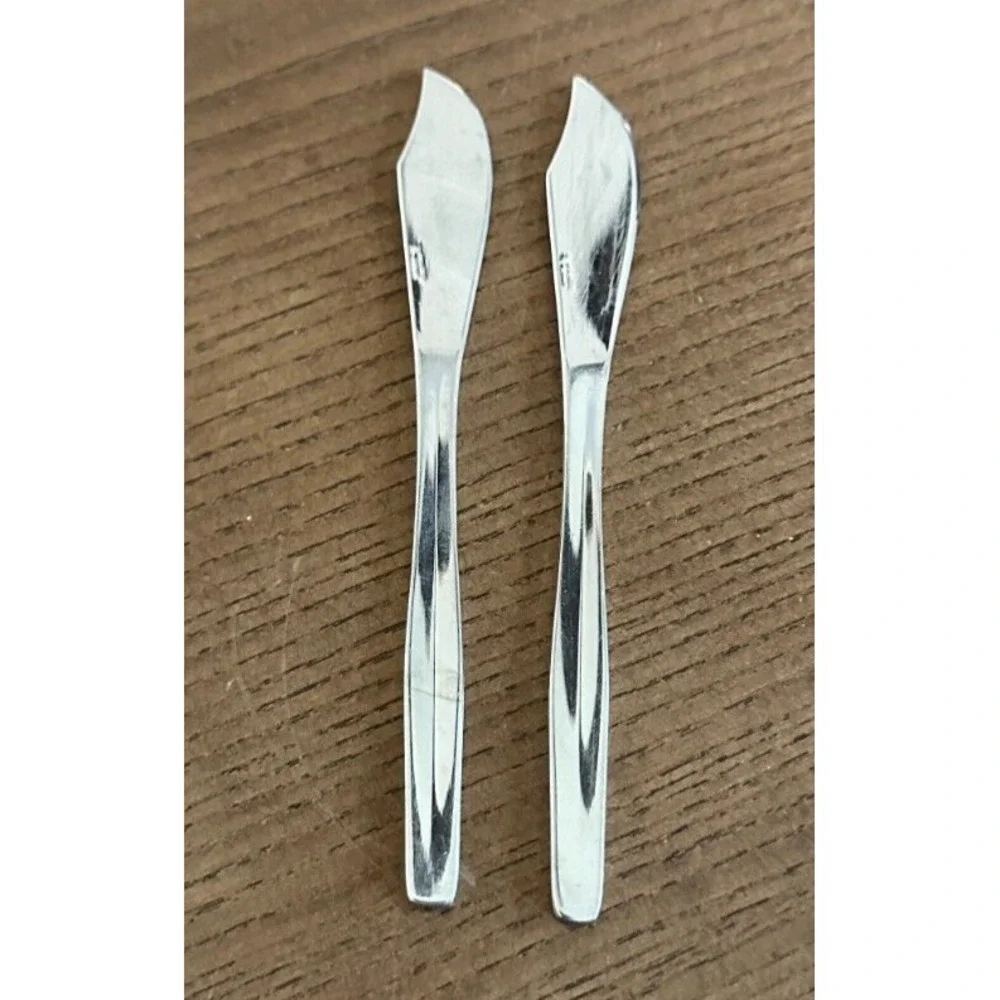 2 WMF Cromargan FRANKFURT Glossy Concave Stainless GERMANY Flatware Butter Knife